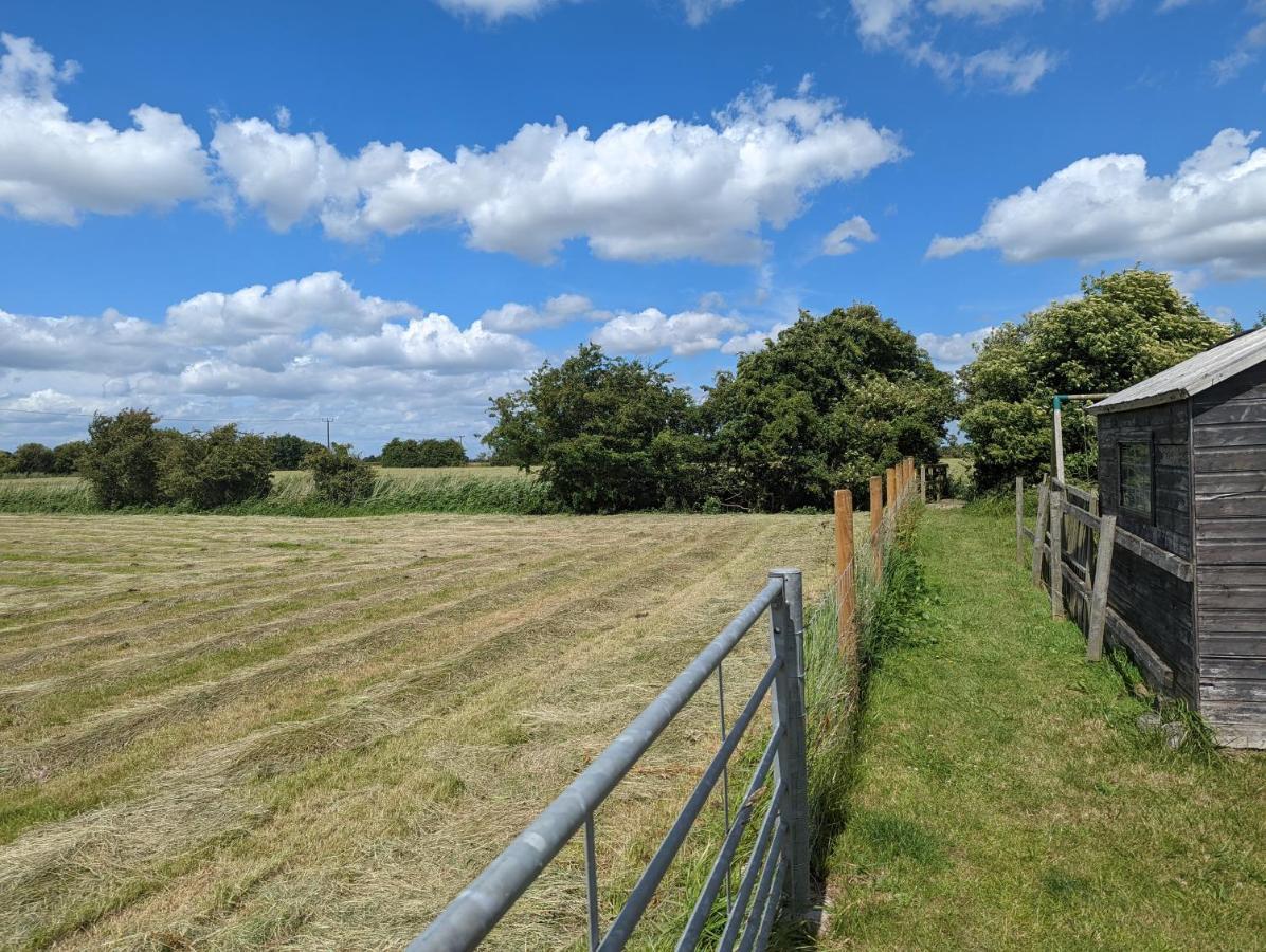 Birdsong - Peaceful - Dog Friendly Holiday home Sutton-on-Sea